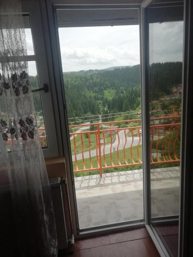 Jovanovic - Zlatarski Dom Nova Varos Luaran gambar